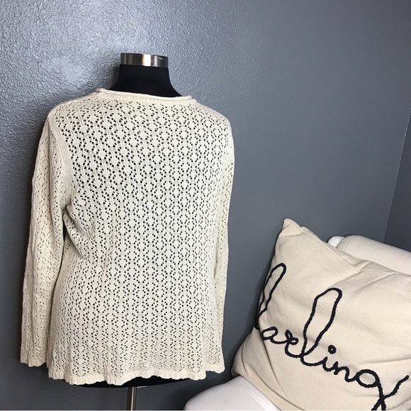 Lane Bryant cream lace faux wrap top size 22/24W - Picture 3 of 4